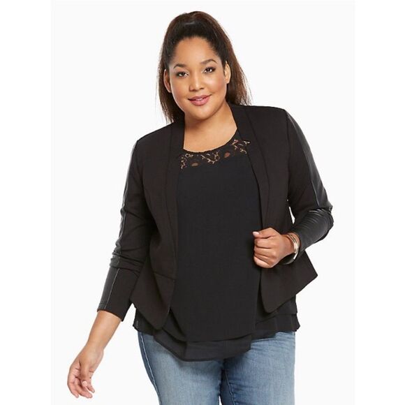 Torrid Black Mixed Media Faux Leather Sleeve Blazer Size 4x NWT Brand New - Picture 3 of 9